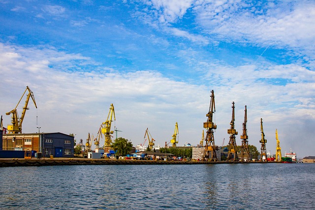 martex5-gdansk-shipyard-6715448_640