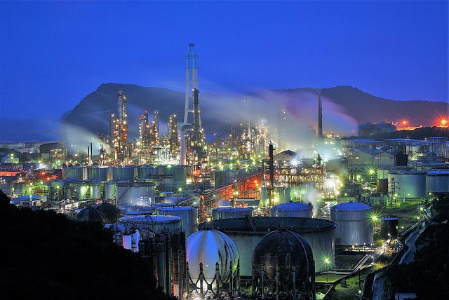 tasukaran-refinery-7510284_640